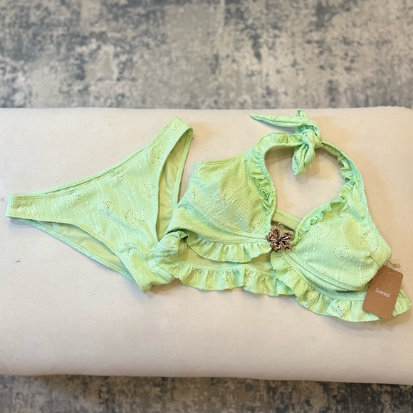 NWT Green Ruffled Bikini Set Size Large - Picture 3 of 12